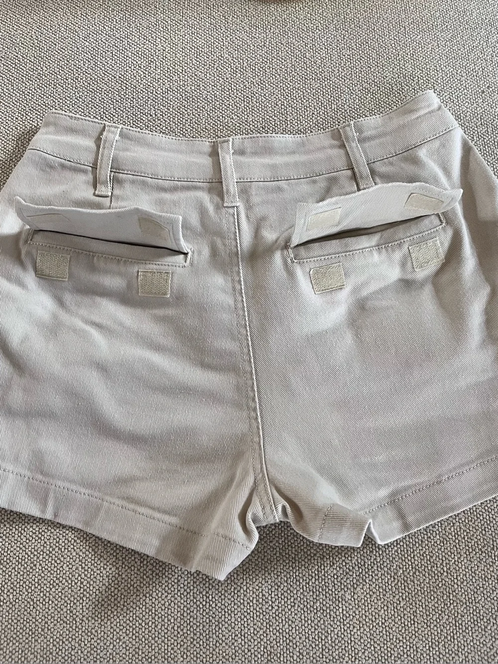 RSQ Cream Utility Cargo Shorts/Size 24 waist. Durable Cotton - Picture 7 of 12